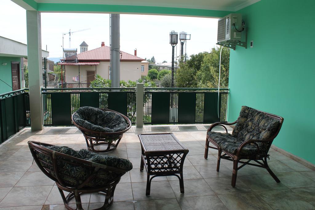 Guest House Green House Sugdidi Exterior foto